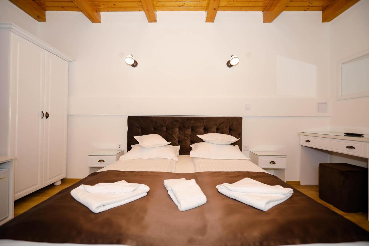 Casa Marica Hotell Băile Herculane Eksteriør bilde