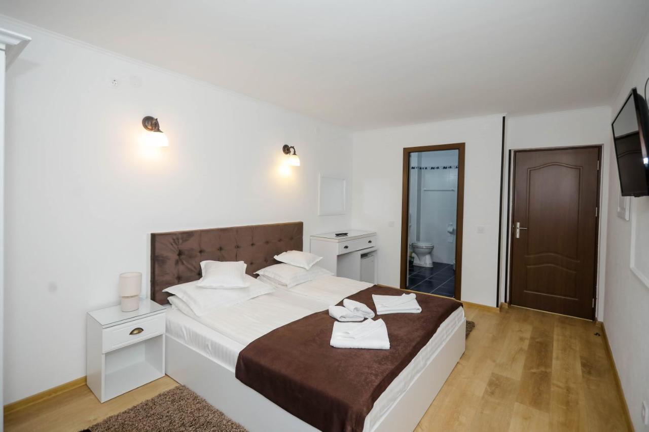 Casa Marica Hotell Băile Herculane Eksteriør bilde